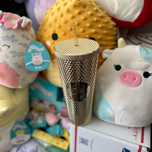 New 2022 GOLD Studded Starbucks Tumbler. - Picture 10 of 12